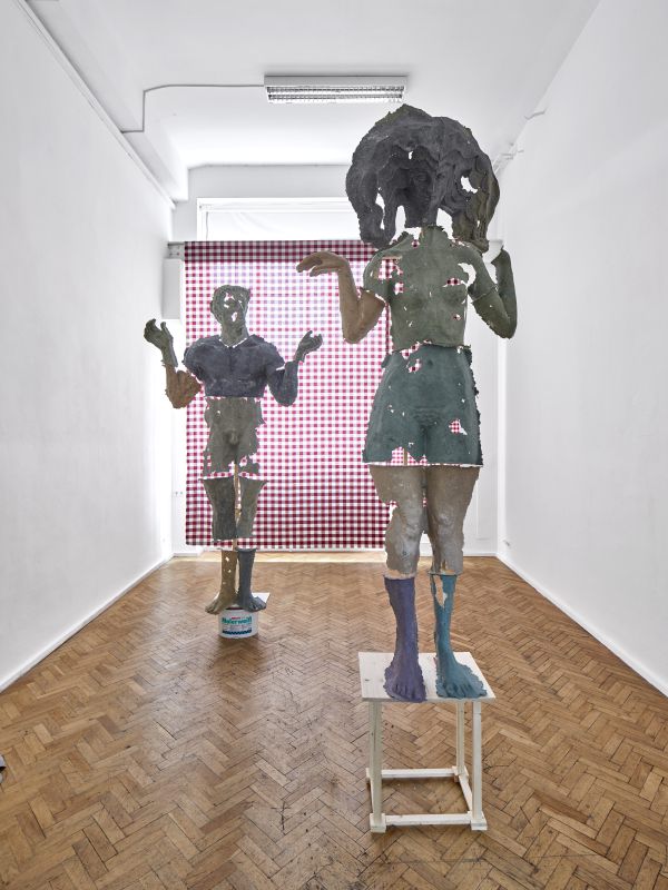 Paper Mach&eacute;, Wood, Fabric, Paint bucket, Screws, ca 3,5&thinsp;&times;&thinsp;80 cm each